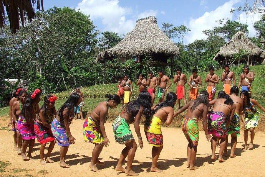 Panama - A la Rencontre des Indiens Embera