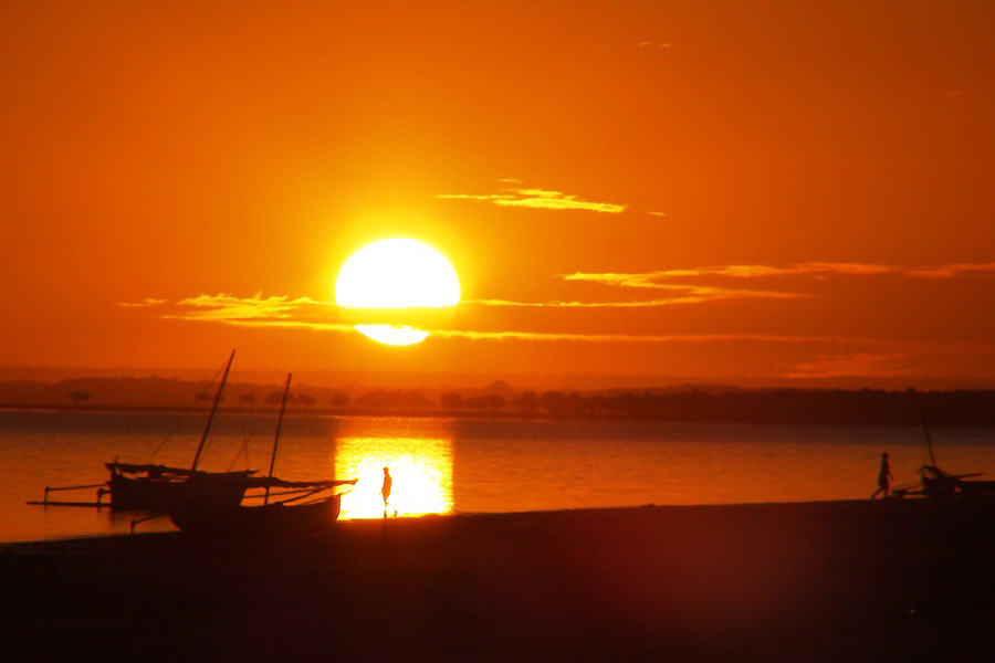 Madagascar - La Vie d’une Pirogue Malagasy